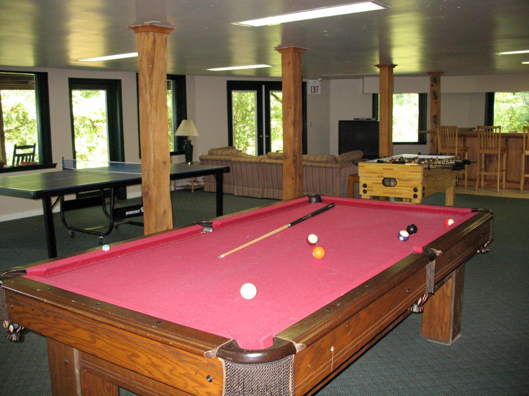 Highland Lake Inn&Resort - Flat Rock Eksteriør bilde