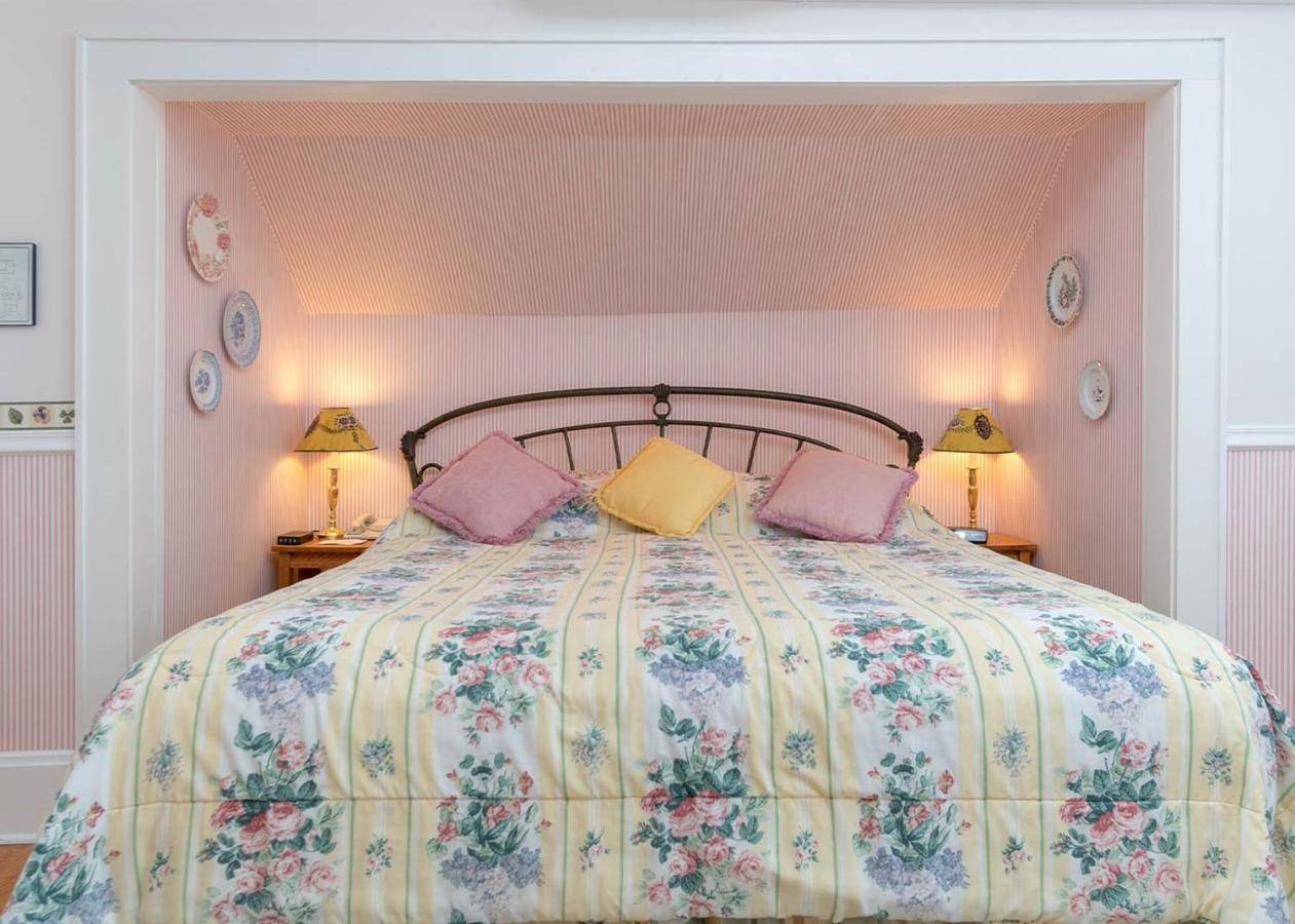 Highland Lake Inn&Resort - Flat Rock Eksteriør bilde